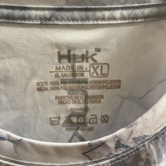 HUK PERFORMANCE SHIRT - Picture 2 of 3
